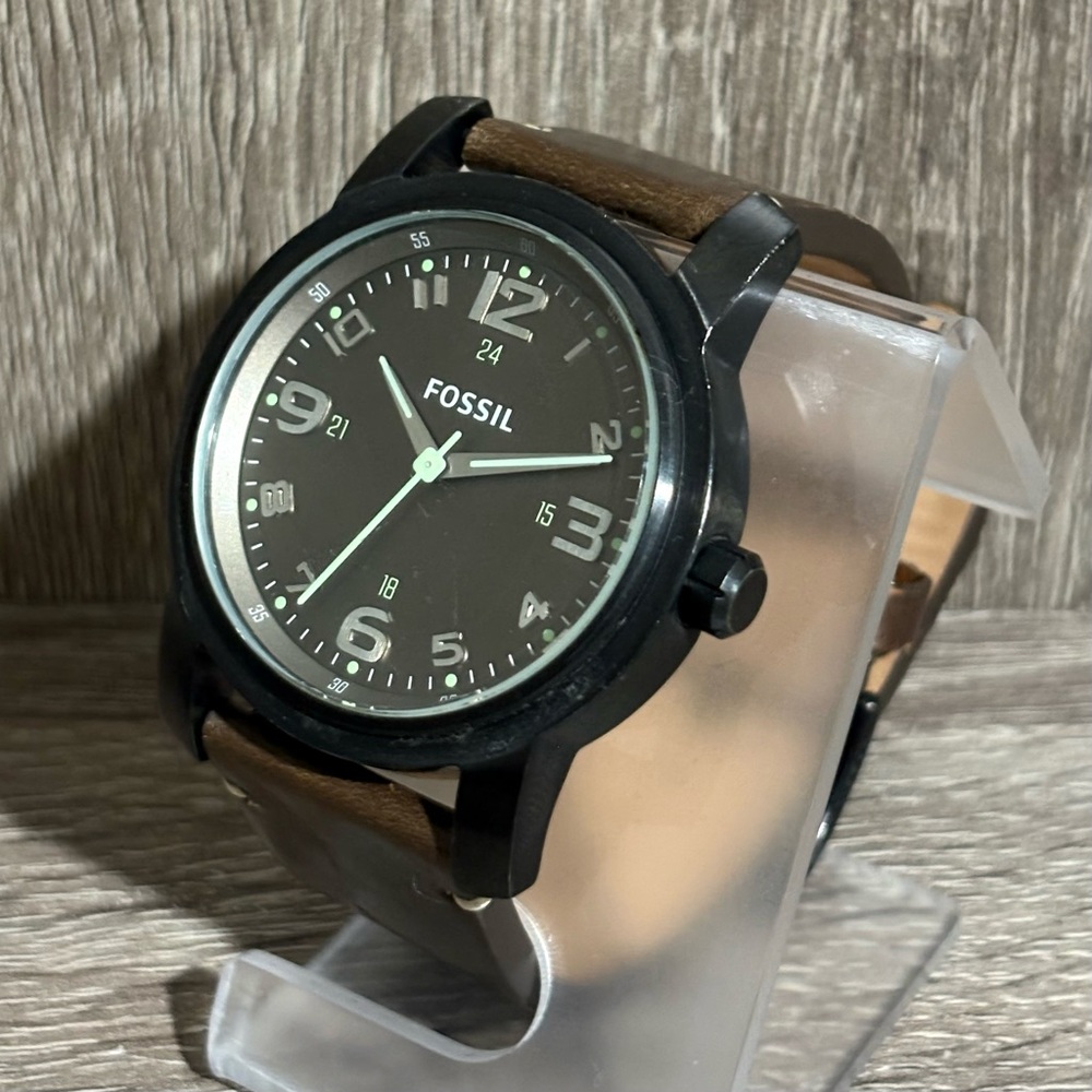 Brown Fossil Men’s Watch With New Battery